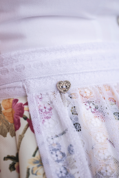 Spitzenschürze Anni Spitzenschürze Anni