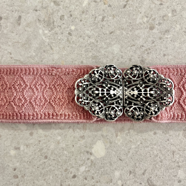 Handgenähter Trachtengürtel mit Schließe Rosa