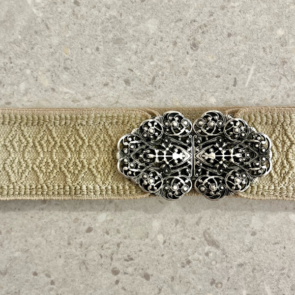Handgenähter Trachtengürtel mit Schließe Beige